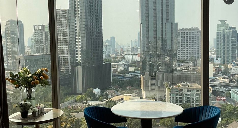 For rent 1 bed condo in Khlong Toei, Bangkok