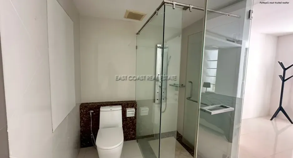 For rent and for sale 1 bed condo in Bang Lamung, Chonburi