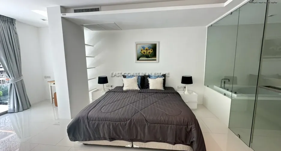 For rent and for sale 1 bed condo in Bang Lamung, Chonburi