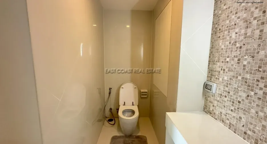 For rent and for sale 1 bed condo in Bang Lamung, Chonburi