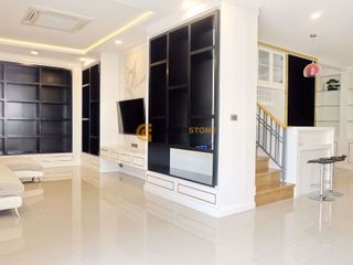 For rent and for sale 3 bedrooms house in Bang Lamung, Chonburi