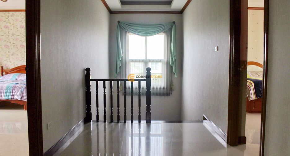 À louer 5 chambres maison à Bang Lamung, Chonburi