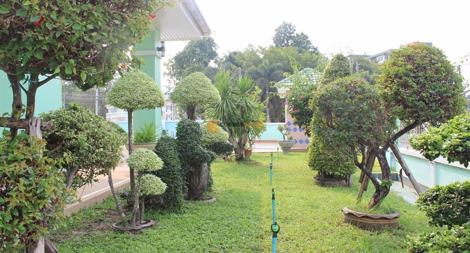 À louer 5 chambres maison à Bang Lamung, Chonburi