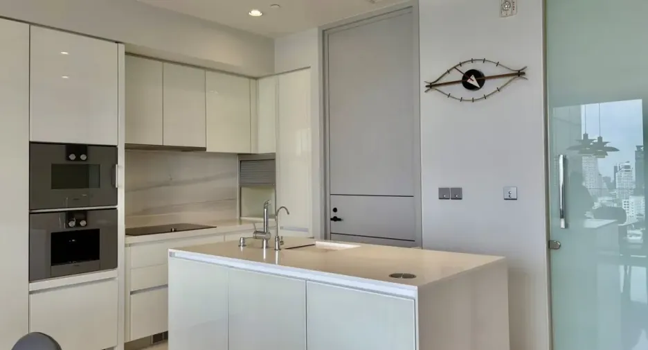 For rent and for sale 2 bedrooms condo in Khlong Toei, Bangkok