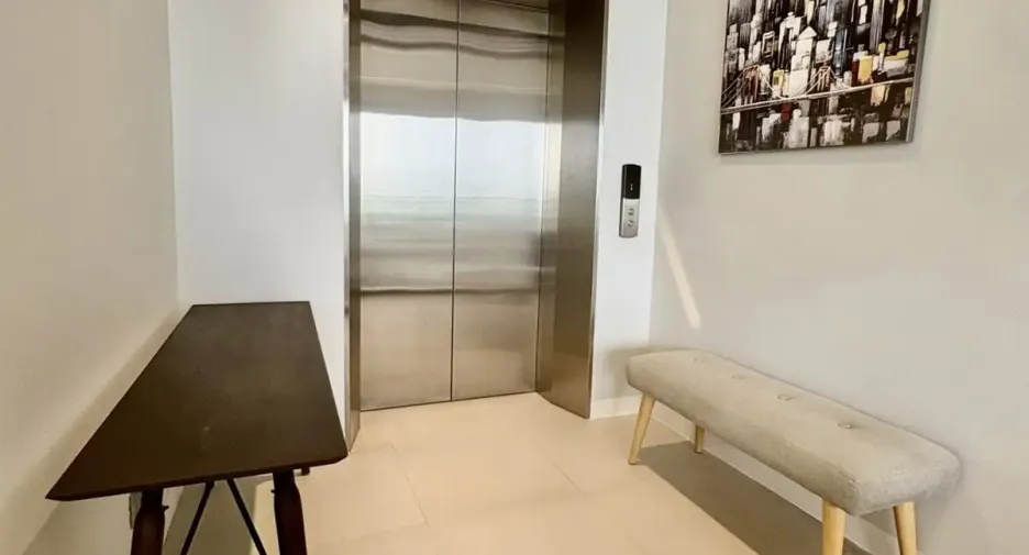 For rent and for sale 2 bedrooms condo in Khlong Toei, Bangkok