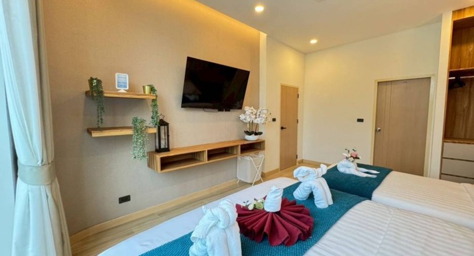 For sale 5 bedrooms house in Bang Lamung, Chonburi