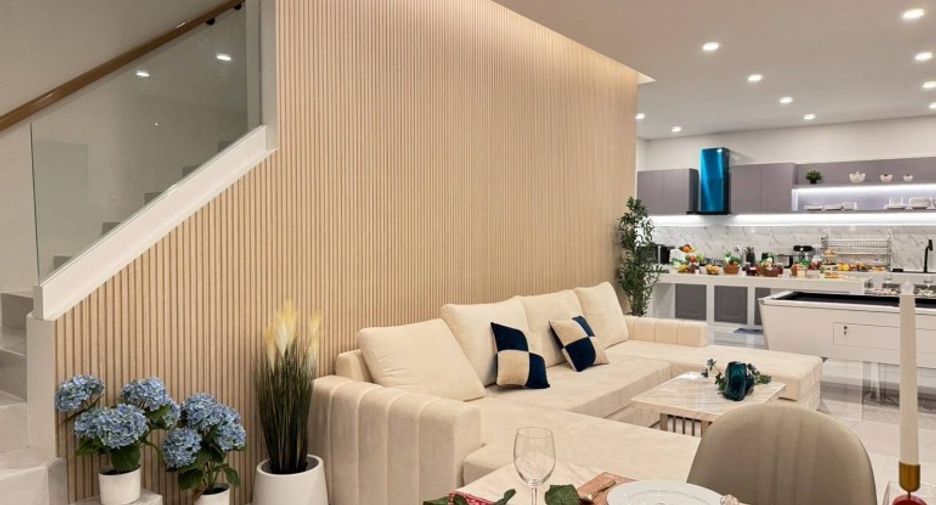For sale 5 bedrooms house in Bang Lamung, Chonburi