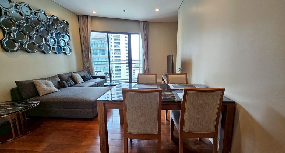 For rent 2 bedrooms condo in Khlong Toei, Bangkok