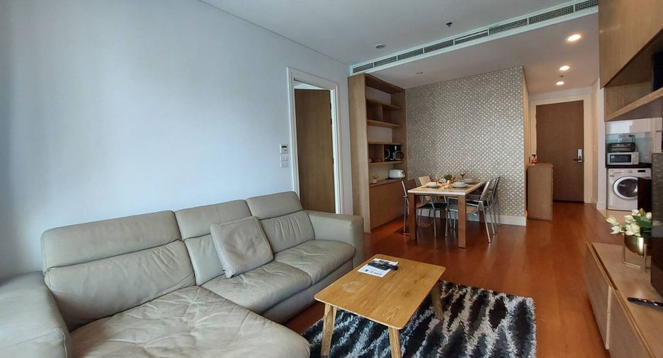 For rent 2 bedrooms condo in Khlong Toei, Bangkok