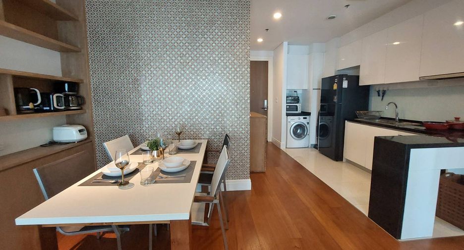 For rent 2 bedrooms condo in Khlong Toei, Bangkok