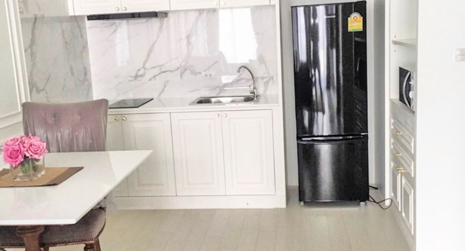 For rent 1 bed condo in Pathum Wan, Bangkok
