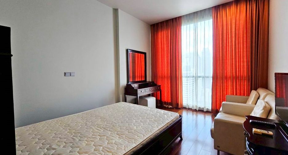 For rent 1 bed condo in Watthana, Bangkok