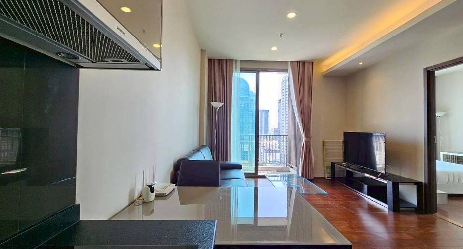 For rent 1 bed condo in Watthana, Bangkok