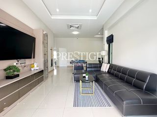 Casa en alquiler de 4 habitaciones en Bang Lamung, Chonburi