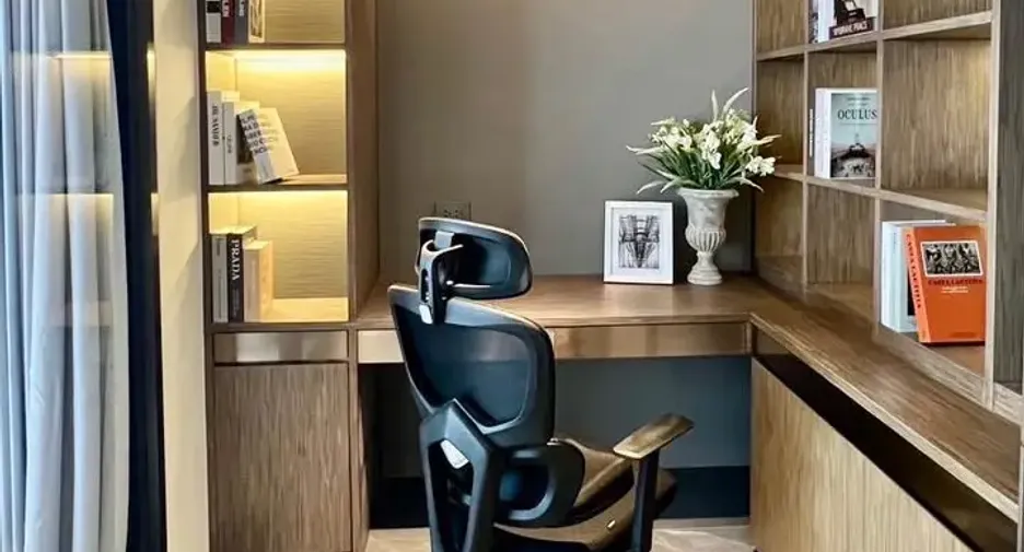 Condo en alquiler de 3 habitaciones en Watthana, Bangkok