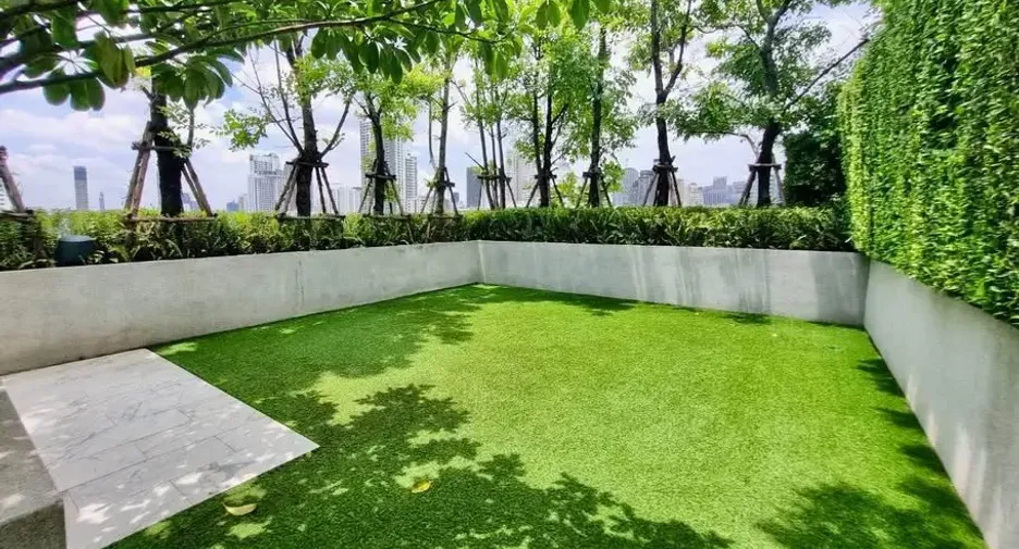 Condo en alquiler de 3 habitaciones en Watthana, Bangkok