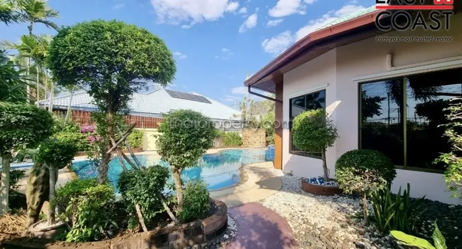For rent and for sale 4 bedrooms house in Bang Lamung, Chonburi
