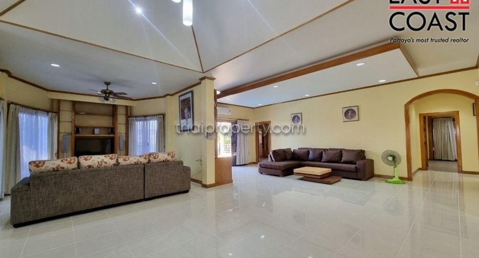 For sale and for rent 4 bedrooms house in Bang Lamung, Chonburi