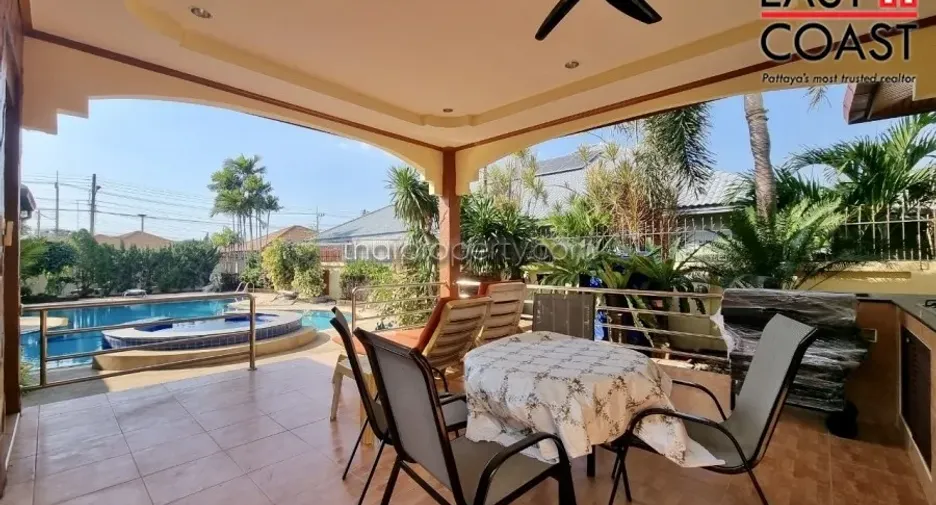 For rent and for sale 4 bedrooms house in Bang Lamung, Chonburi