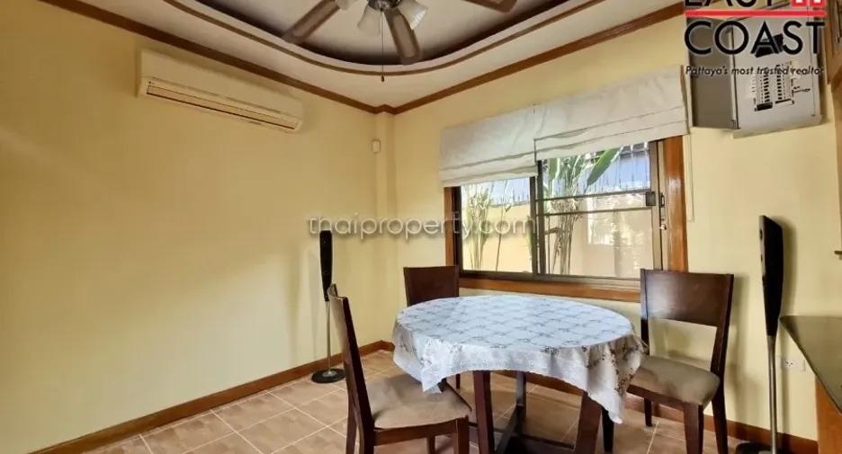 For rent and for sale 4 bedrooms house in Bang Lamung, Chonburi