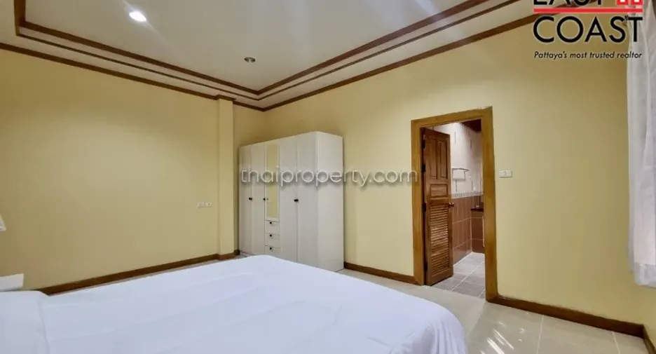 For rent and for sale 4 bedrooms house in Bang Lamung, Chonburi