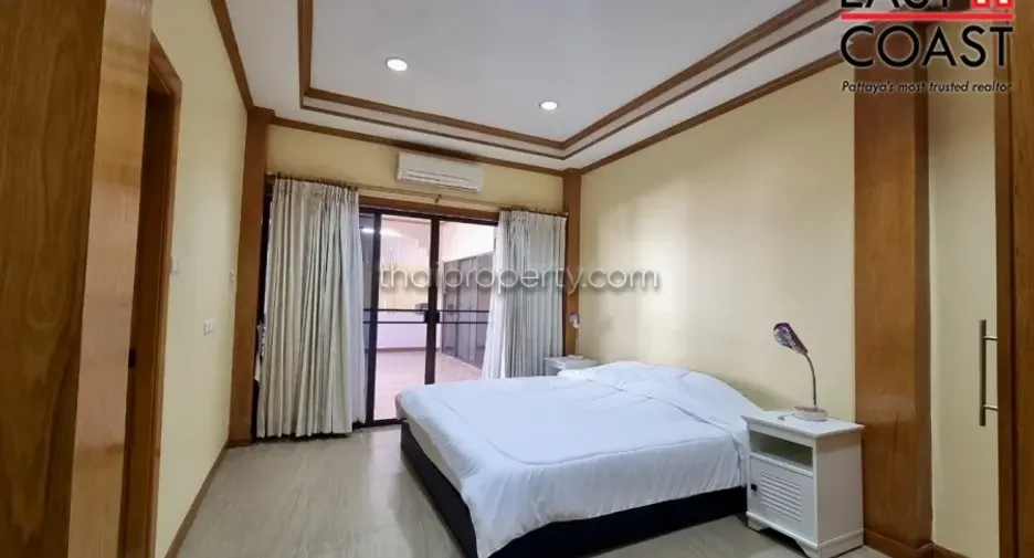 For rent and for sale 4 bedrooms house in Bang Lamung, Chonburi