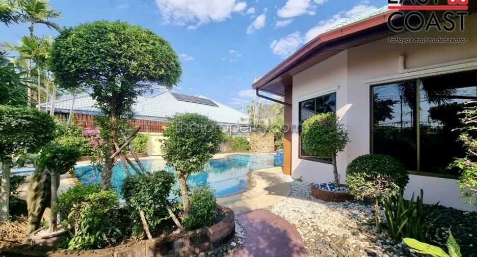 For sale and for rent 4 bedrooms house in Bang Lamung, Chonburi