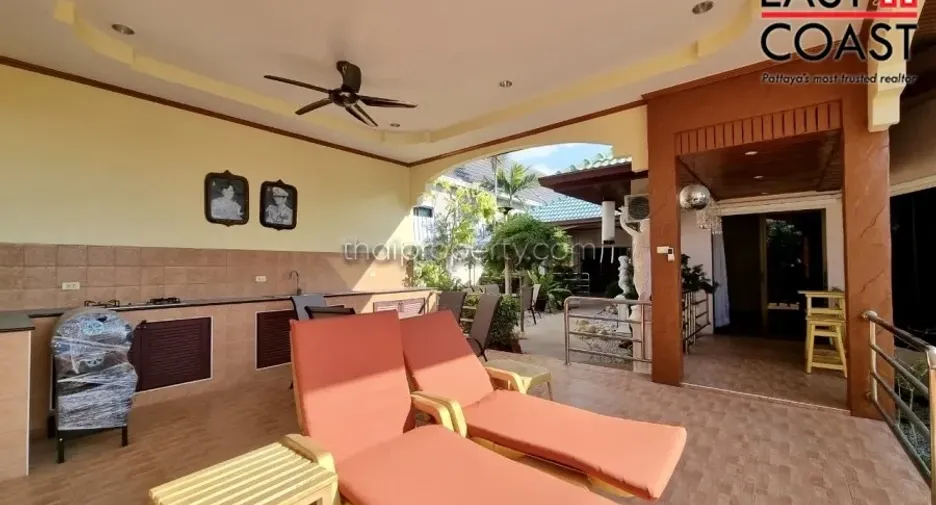 For rent and for sale 4 bedrooms house in Bang Lamung, Chonburi