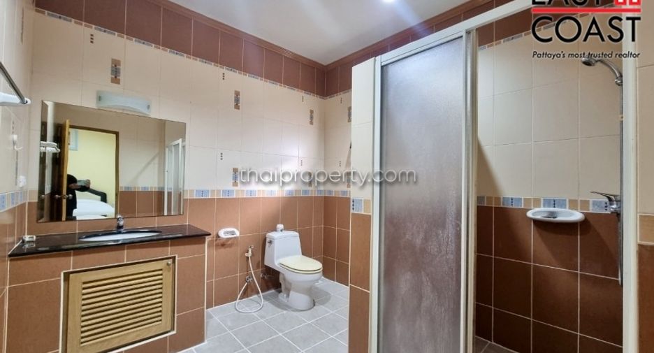 For sale and for rent 4 bedrooms house in Bang Lamung, Chonburi