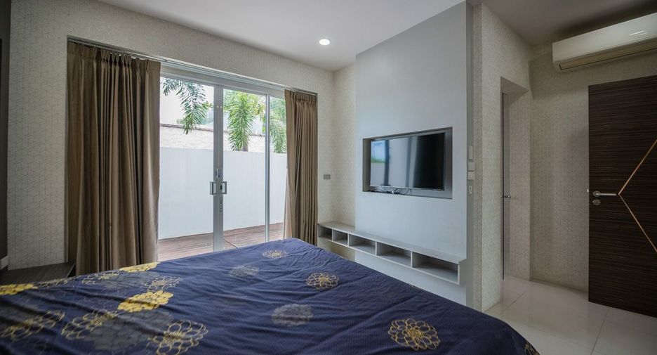 For rent 5 bedrooms house in East Pattaya, Pattaya