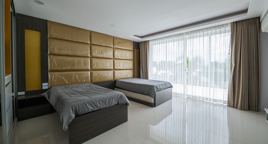 For rent 5 bedrooms house in East Pattaya, Pattaya