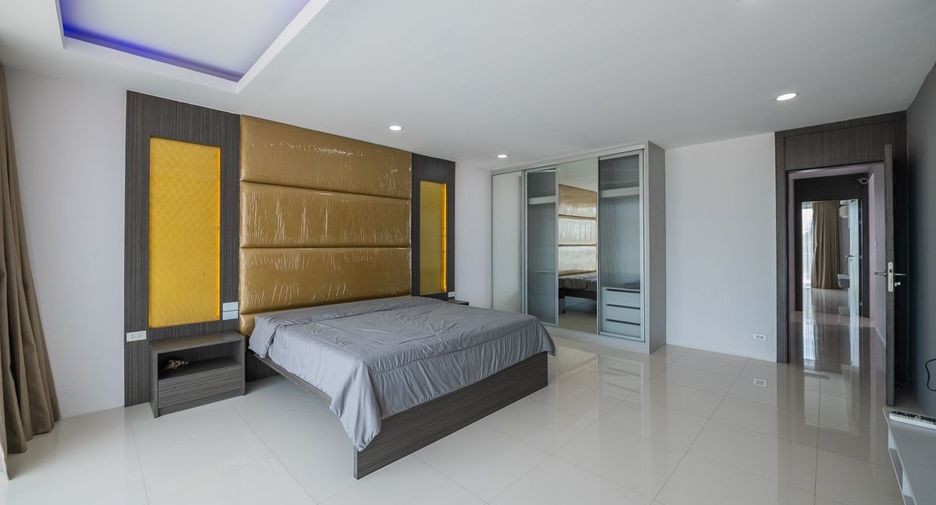 For sale 5 bedrooms house in East Pattaya, Pattaya