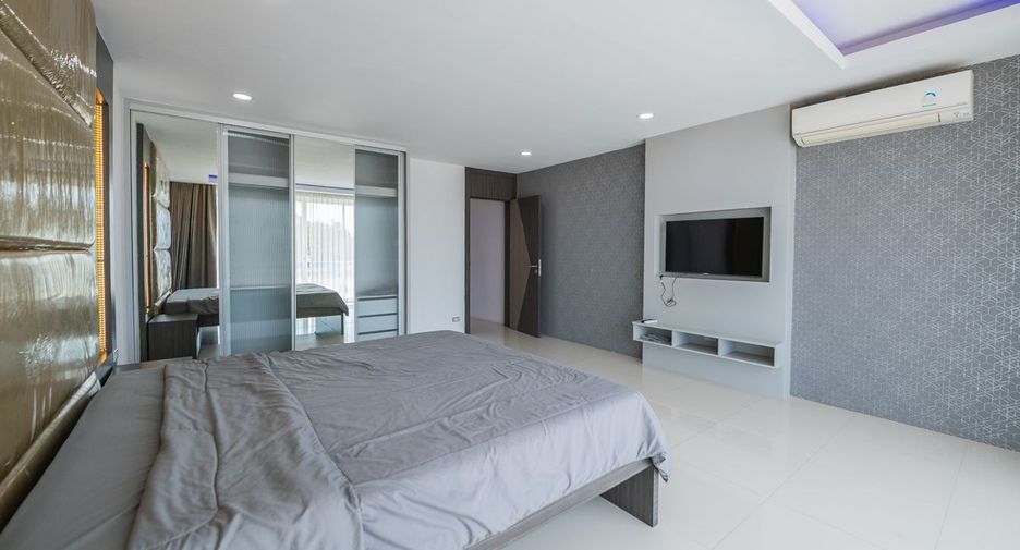 For sale 5 bedrooms house in East Pattaya, Pattaya