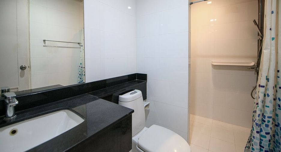 For sale 2 bedrooms condo in South Pattaya, Pattaya