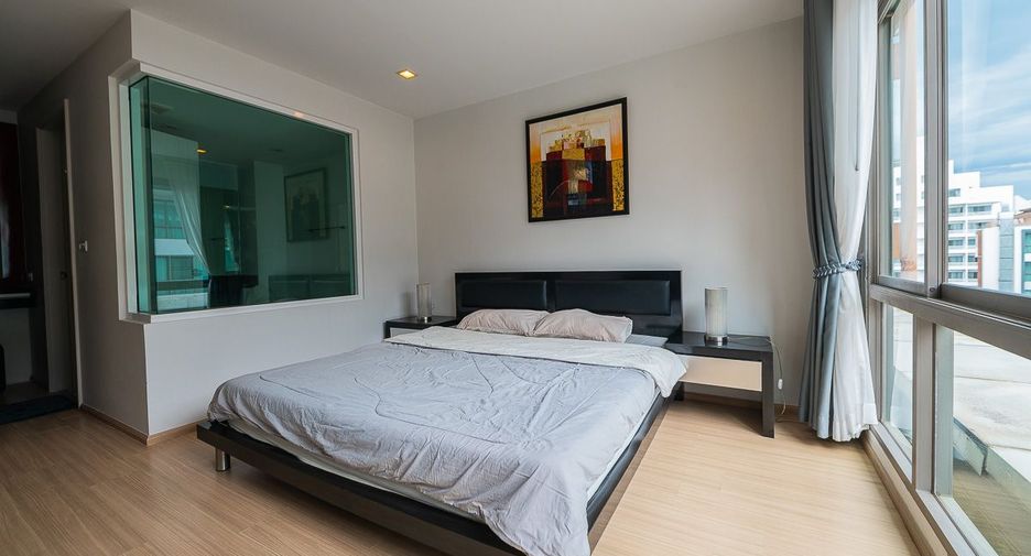 For sale 2 bedrooms condo in South Pattaya, Pattaya