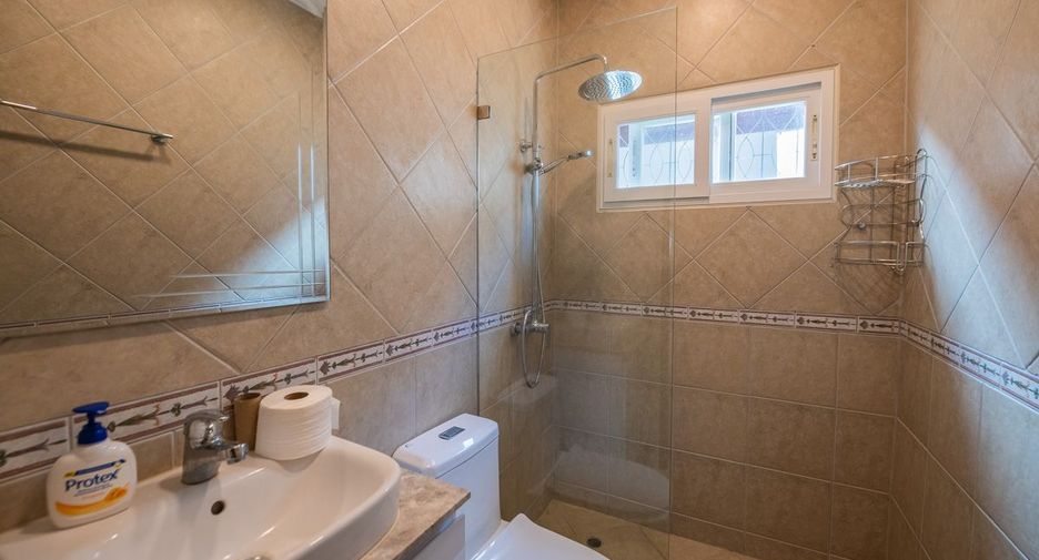 À vendre 4 chambres maison à Bang Lamung, Chonburi
