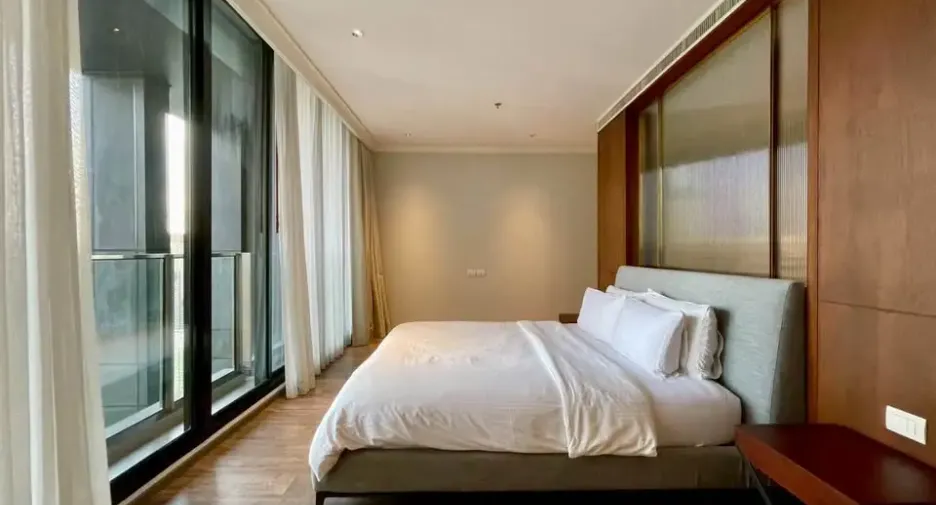À louer 3 chambres condo à Pathum Wan, Bangkok