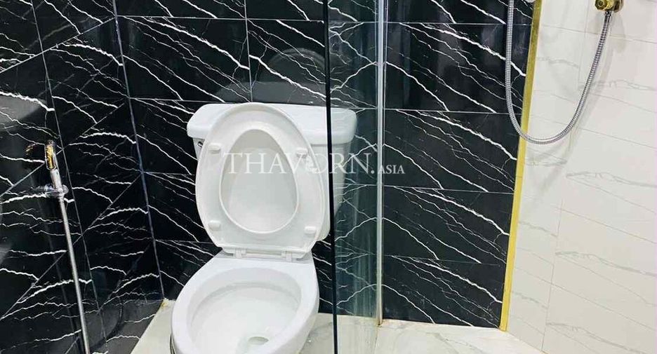 For sale studio condo in Bang Lamung, Chonburi