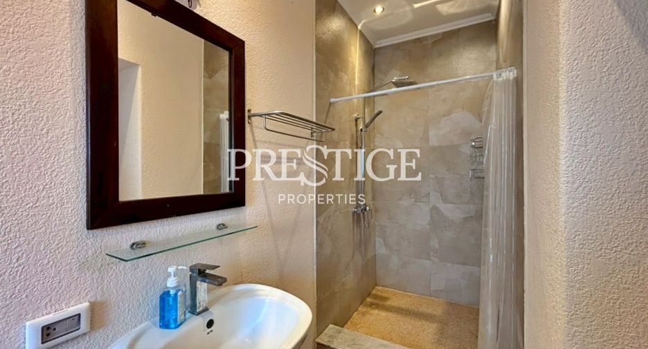 For sale 5 bedrooms house in Bang Lamung, Chonburi