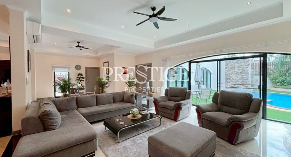 For sale 5 bedrooms house in Bang Lamung, Chonburi
