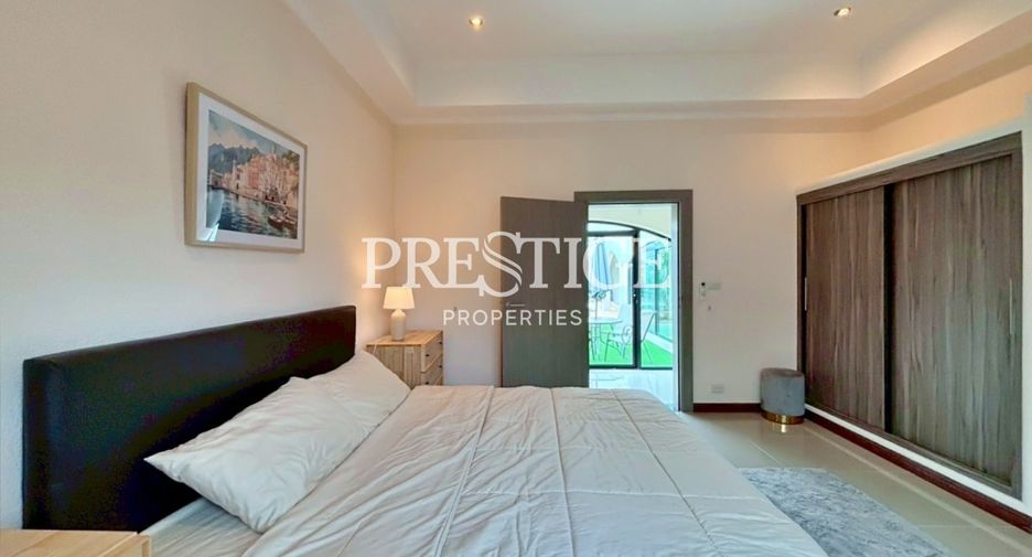 For sale 5 bedrooms house in Bang Lamung, Chonburi