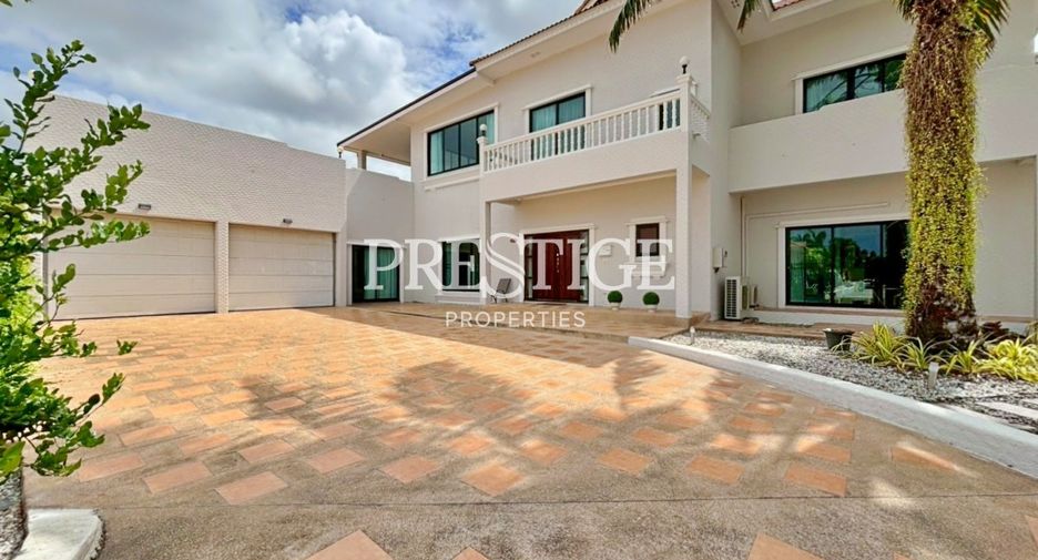 For sale 5 bedrooms house in Bang Lamung, Chonburi