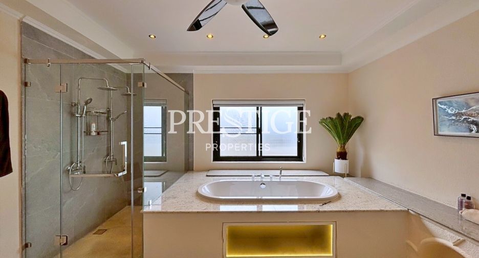 For sale 5 bedrooms house in Bang Lamung, Chonburi
