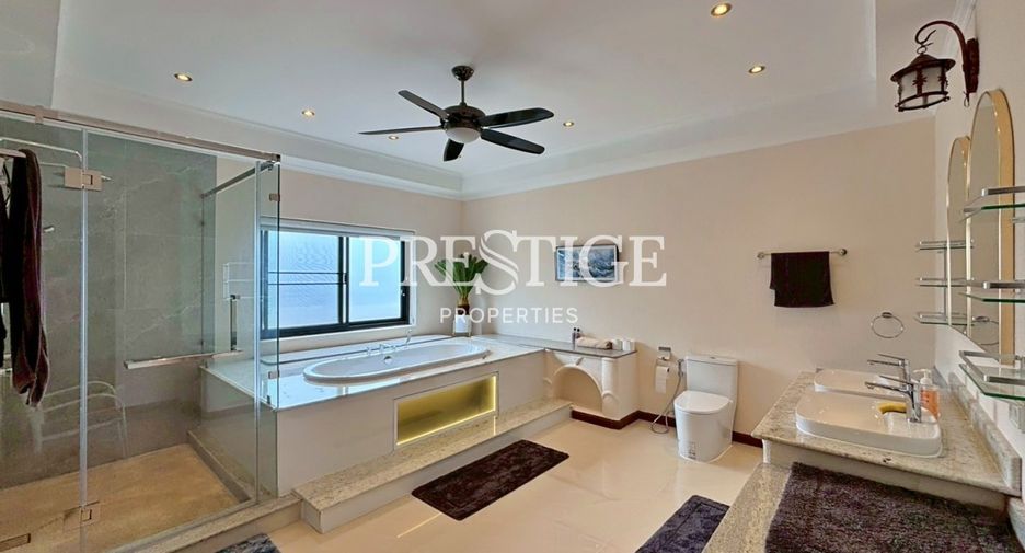 For sale 5 bedrooms house in Bang Lamung, Chonburi