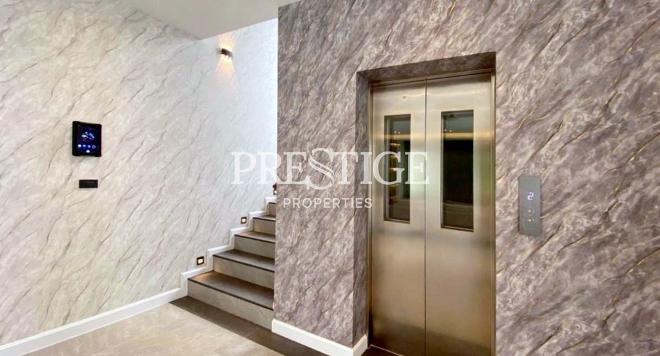 Casa en venta de 6 habitaciones en Bang Lamung, Chonburi