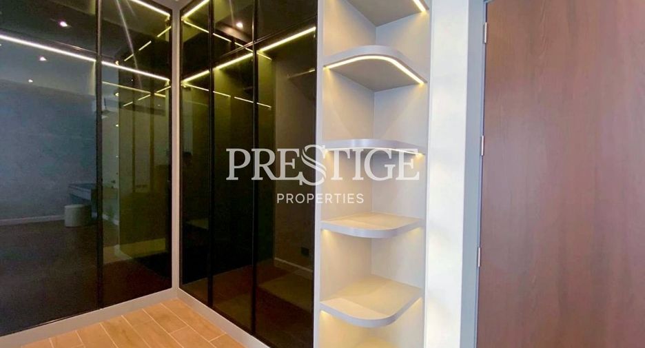 Casa en venta de 6 habitaciones en Bang Lamung, Chonburi
