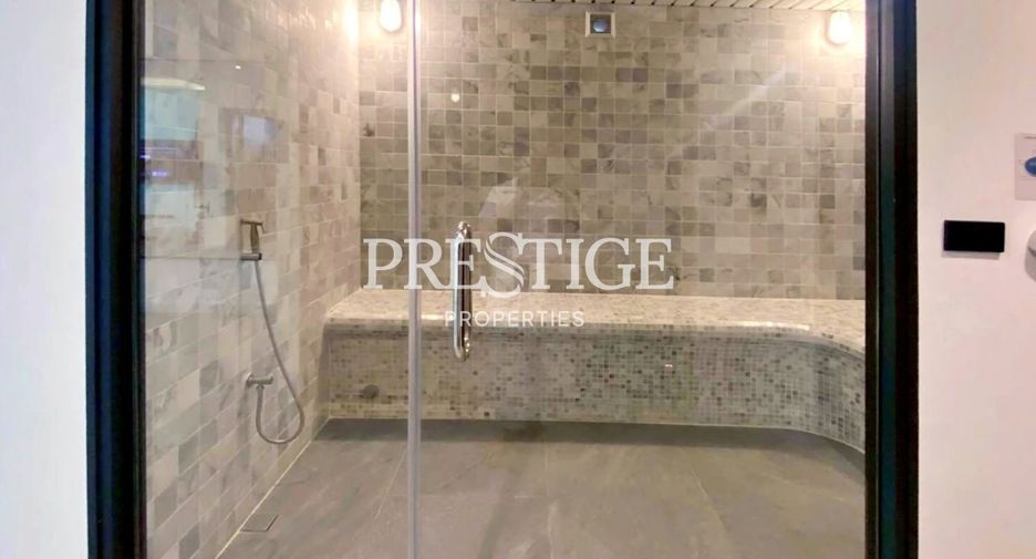 Casa en venta de 6 habitaciones en Bang Lamung, Chonburi