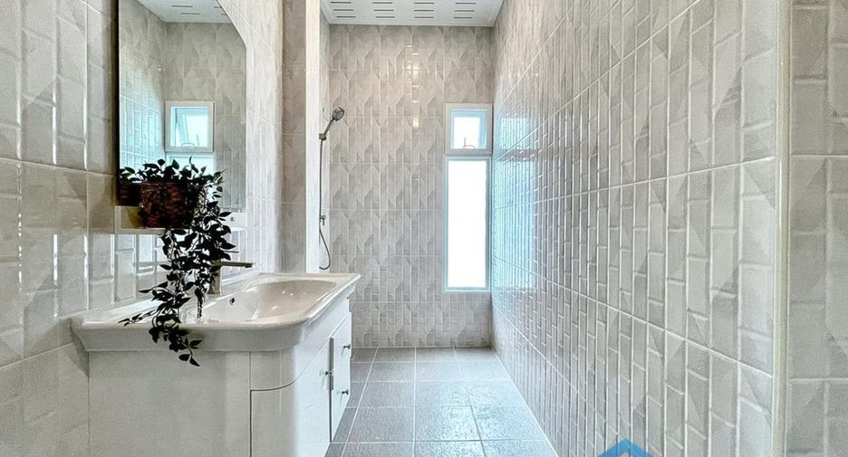 Casa en venta de 3 habitaciones en Bang Lamung, Chonburi