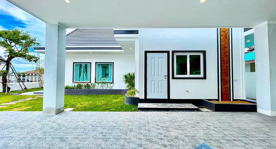 Casa en venta de 3 habitaciones en Bang Lamung, Chonburi