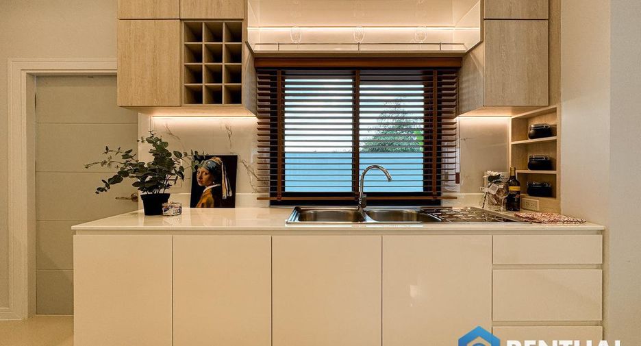 For sale 3 bedrooms house in Bang Lamung, Chonburi